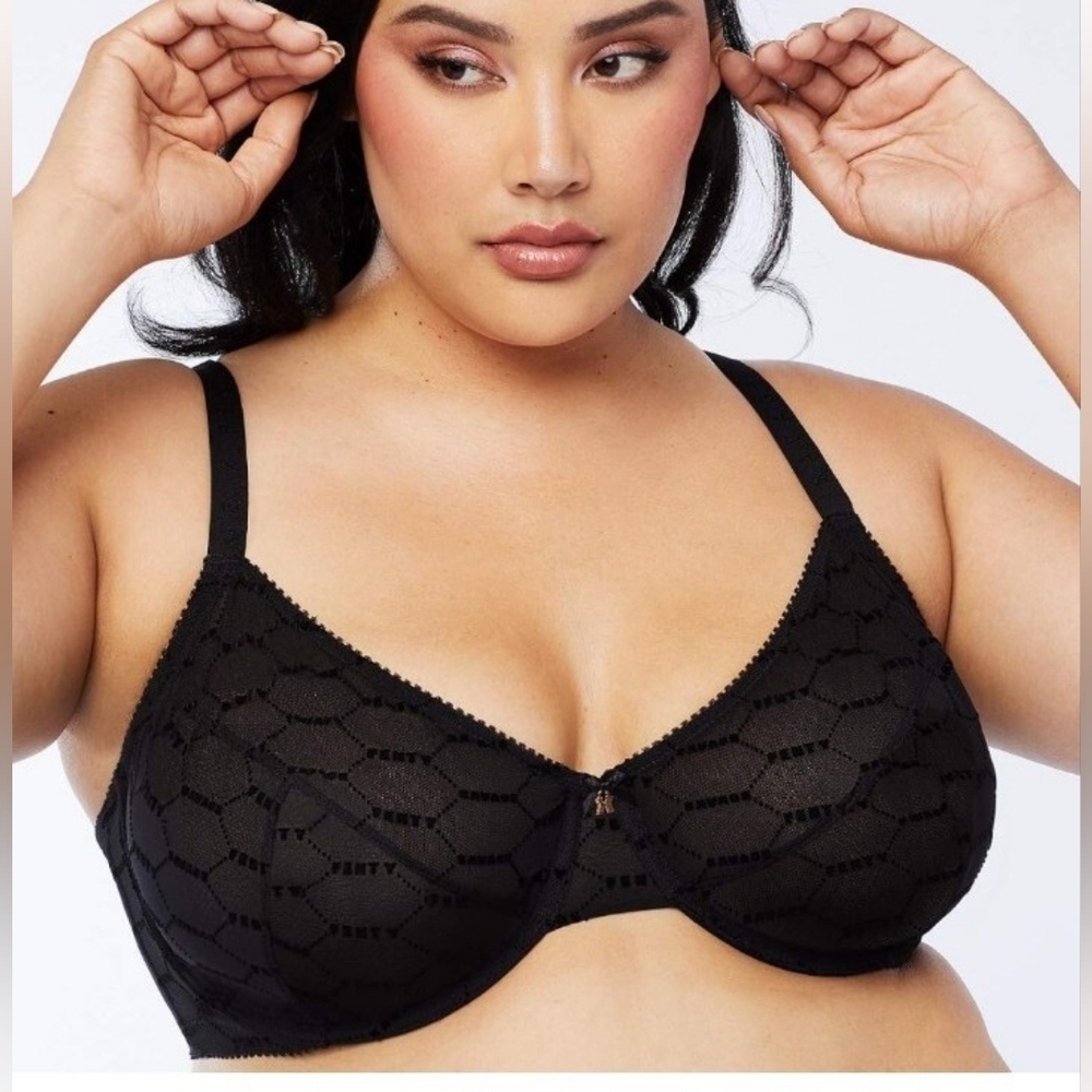 Savage X Fenty Black Curvy Flocked Logo Unlined Bra In Black Caviar Size 36DD